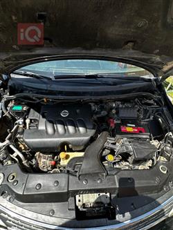 نيسان فيرسا